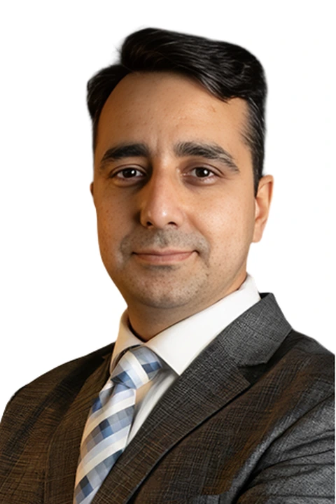 Portrait of Dr Gaurav Muktesh
